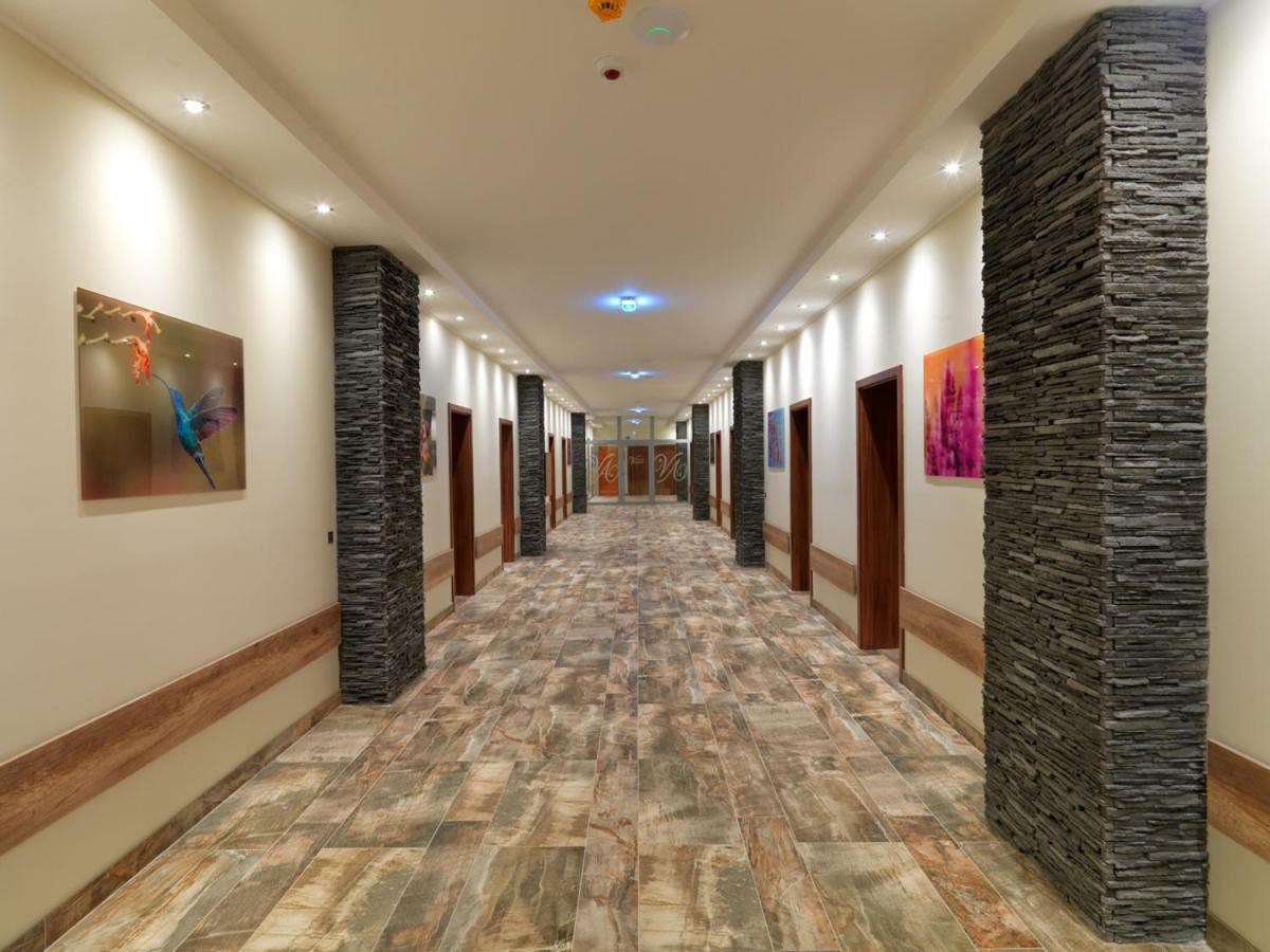 Hotel Viktor Братислава Экстерьер фото